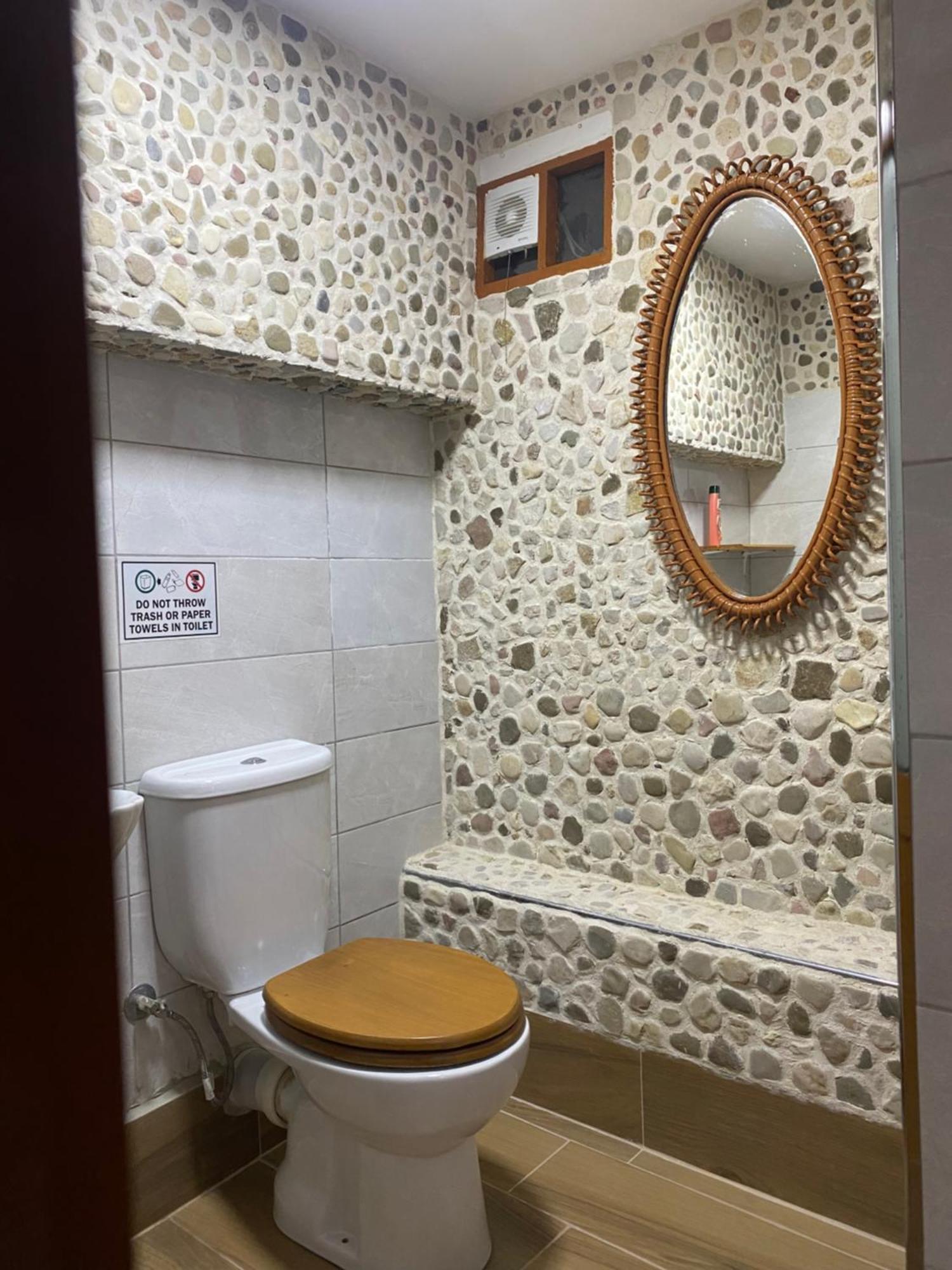 Guest House Memushi Гирокастра Экстерьер фото