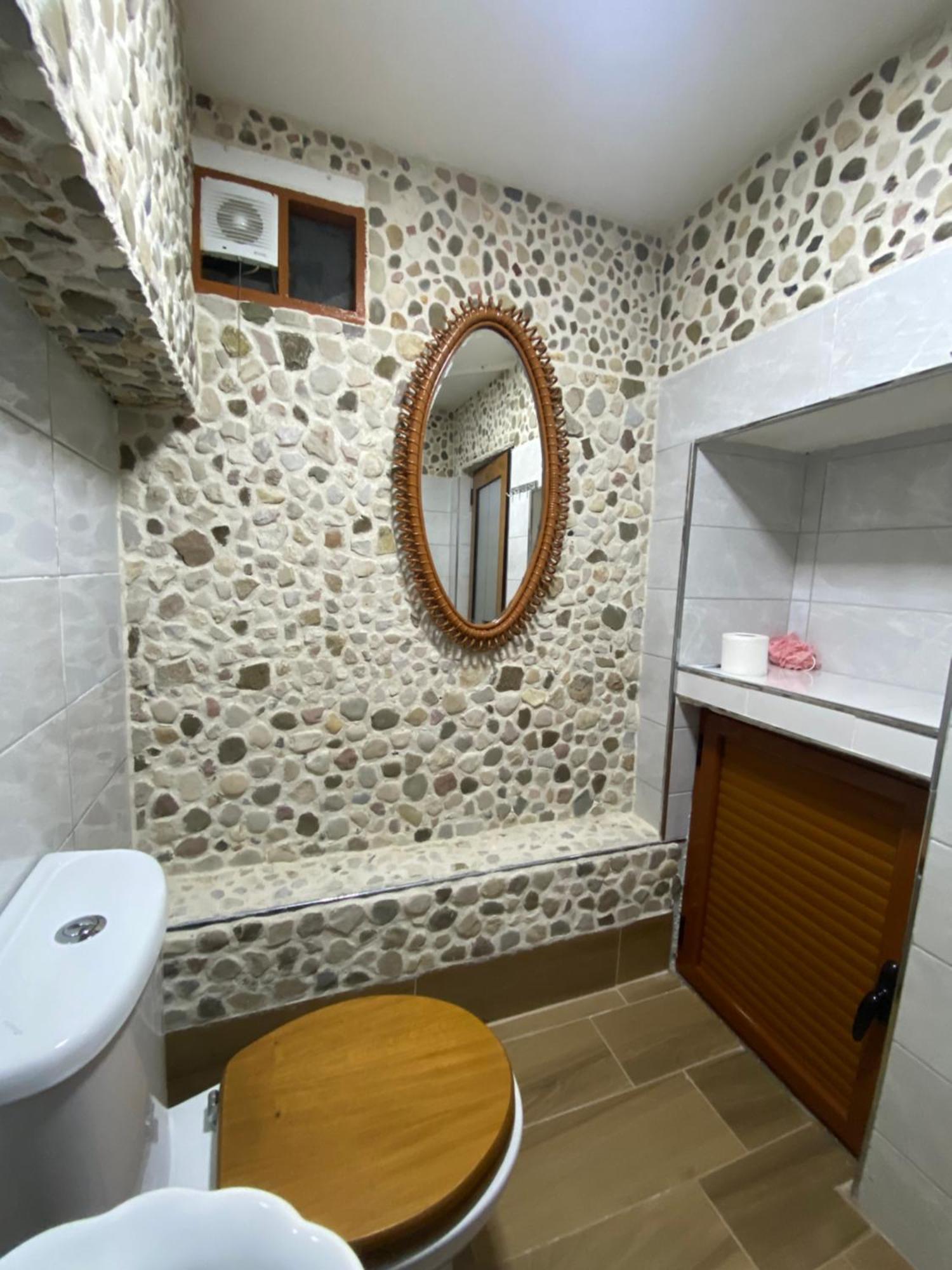 Guest House Memushi Гирокастра Экстерьер фото