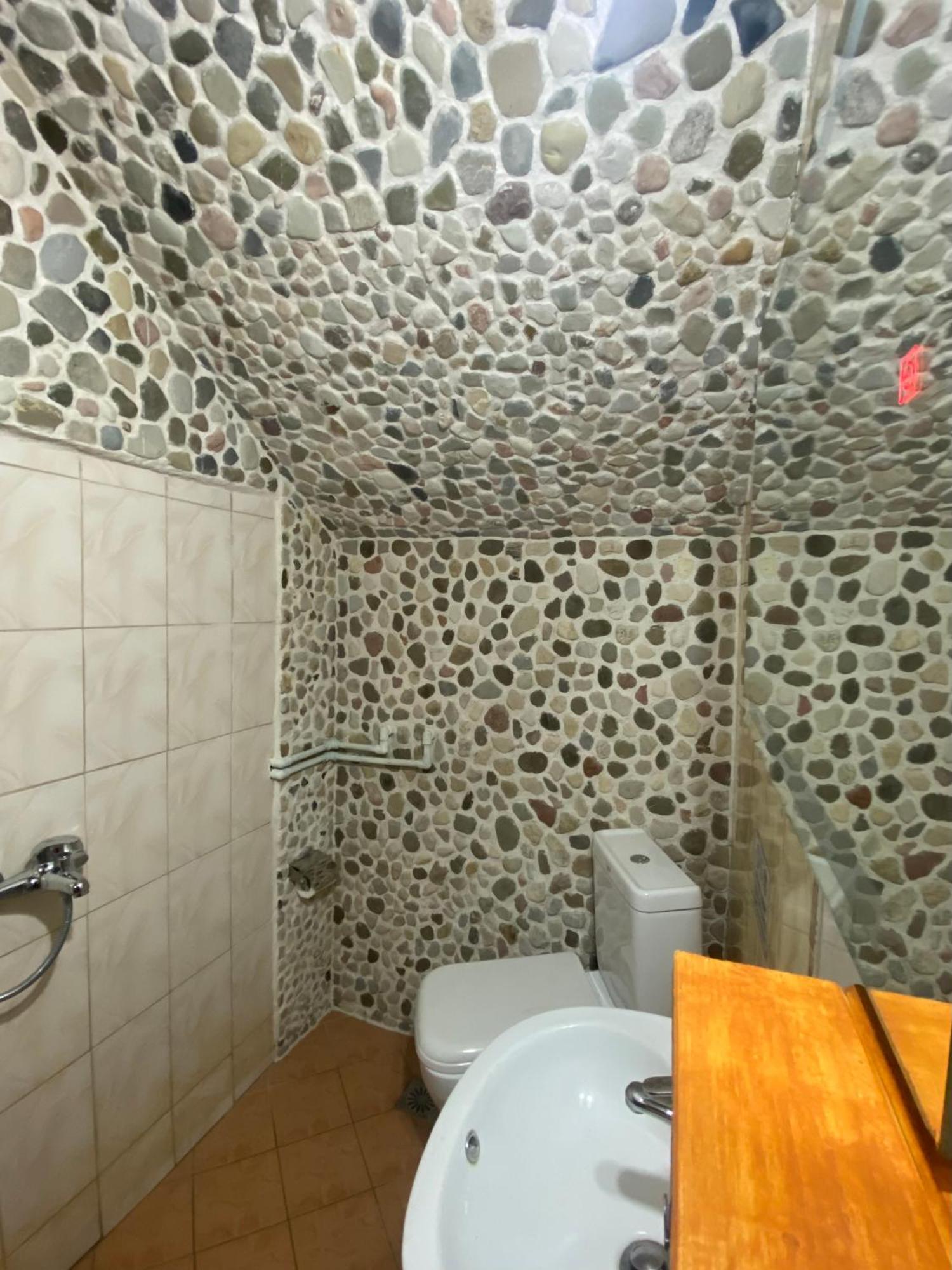 Guest House Memushi Гирокастра Экстерьер фото